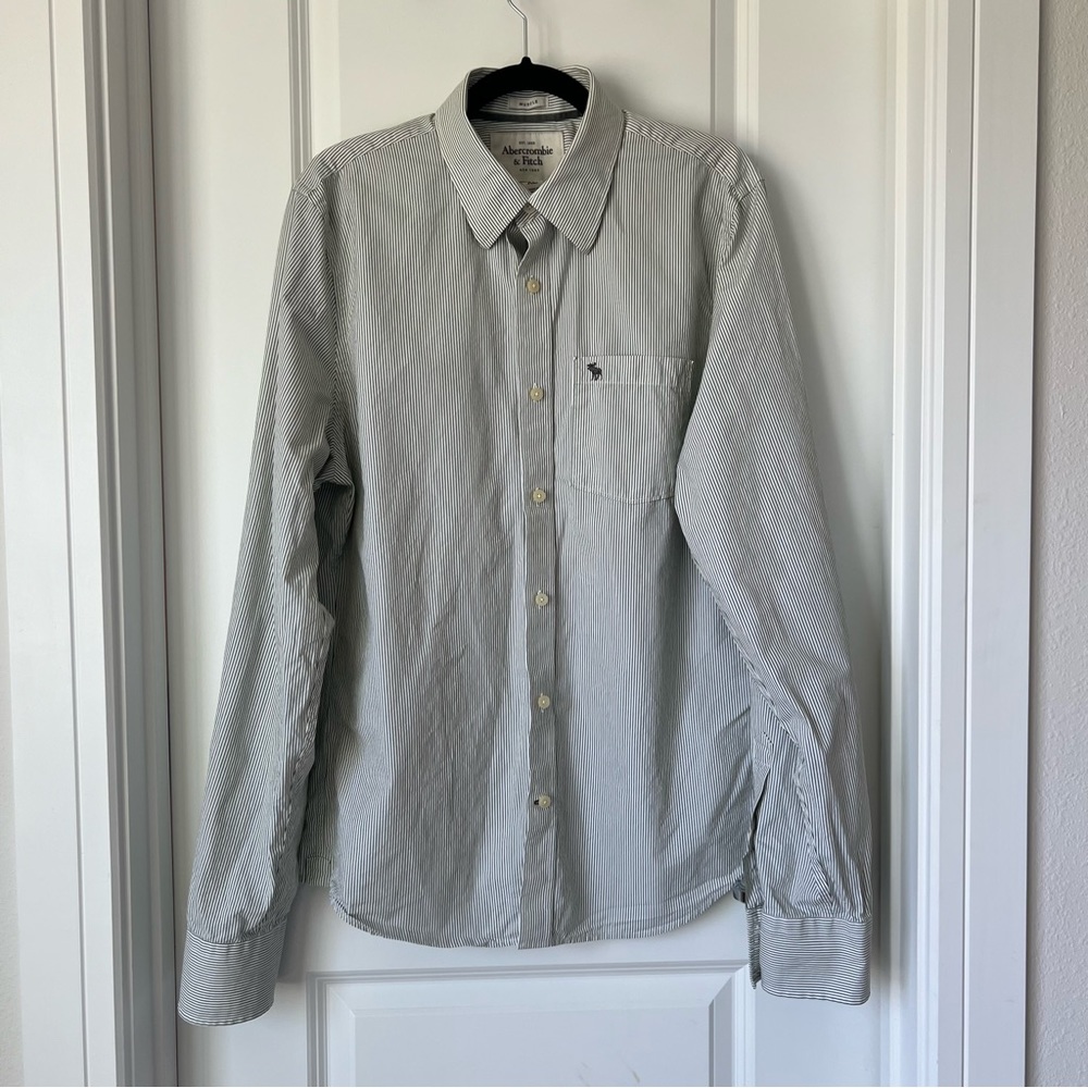 Abercrombie & Fitch Striped Button Up XL